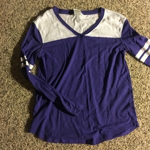 VS Blue Long-sleeved light top size small